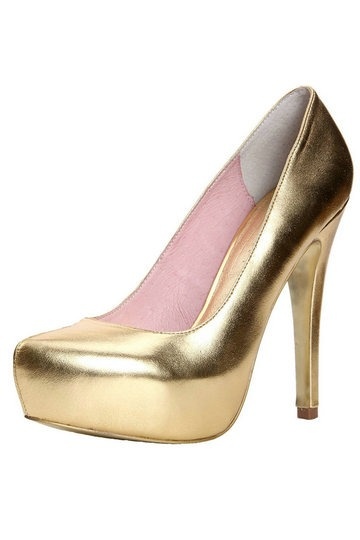 chaussures dorées à talon