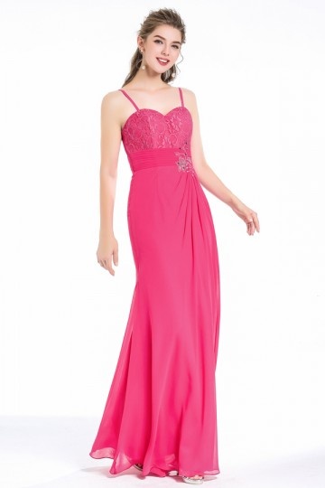 Robe de soirée fuchsia longue avec bretelle fine