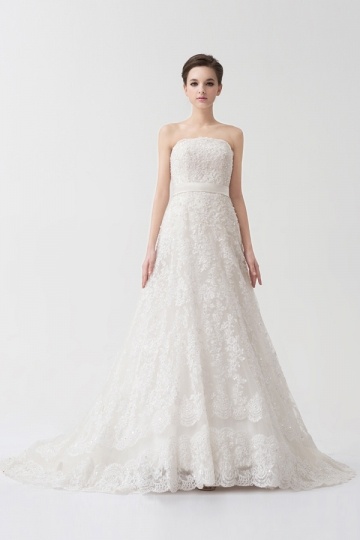 Robe de mariée 2014 dentelle blanche ceinturée à traîne chapel