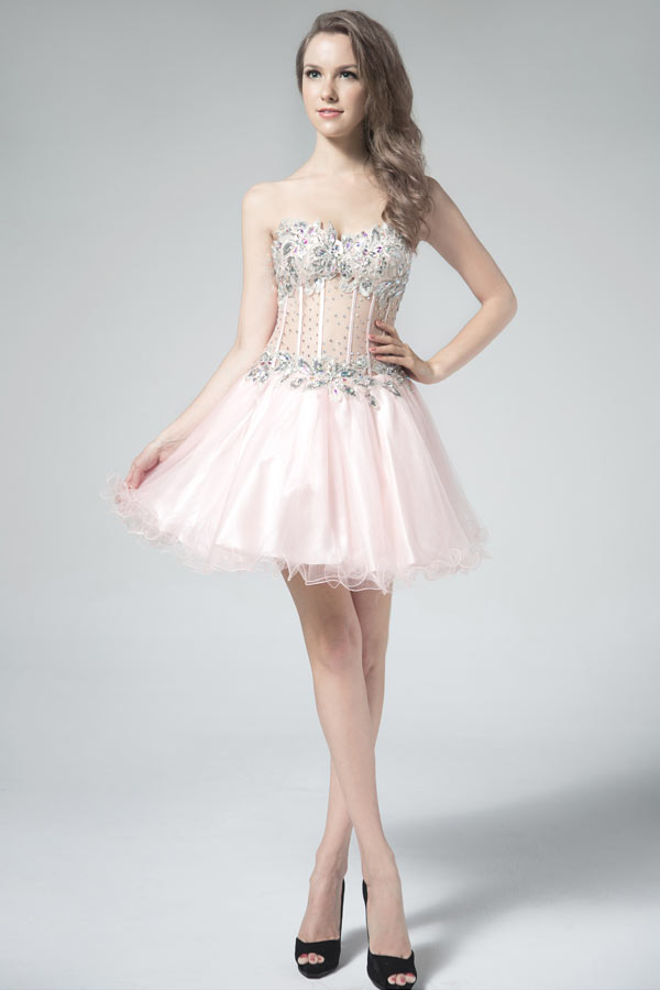 petite-robe-rose-sexy-pour-bal-bustier-coeur-floral-paillete