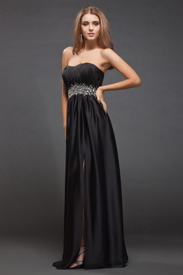 Robe soirée noire Empire sans bretelle avec fente latérale en taffetas