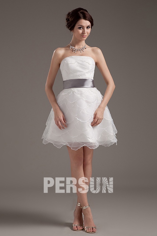 robe-de-mariee-courte-bustier