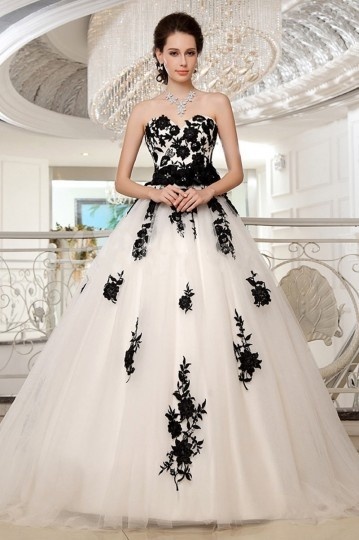 Robe de marie princesse noire & blanche applique de dentelle ajoure