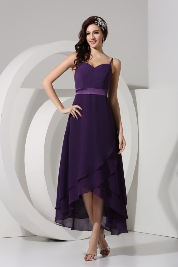 Robe violette simple décolleté en cœur avec bretelle fine